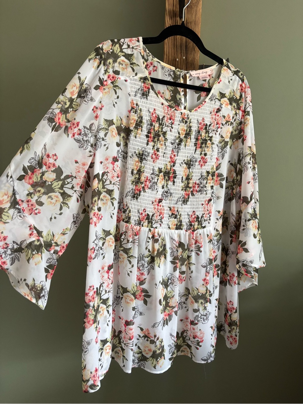 110.) In Every Story /  Floral Smocked Women's Top - White/Coral - Picture 2 of 8